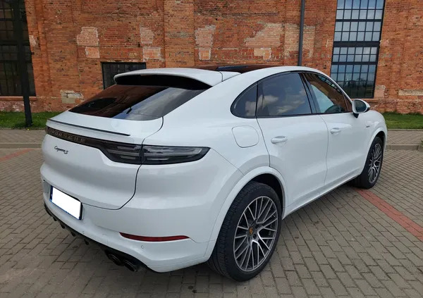 porsche cayenne opolskie Porsche Cayenne cena 319000 przebieg: 34213, rok produkcji 2020 z Warszawa